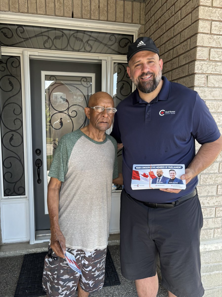 NedKurucMP's tweet image. Knocked on over 3,500 doors with the Conservative Intern Class of 2025 here in Hamilton East–Stoney Creek.
The message from residents is clear, the cost of living is crushing families and the crime rate is unacceptable.
People are working hard and falling behind. I hear you,…