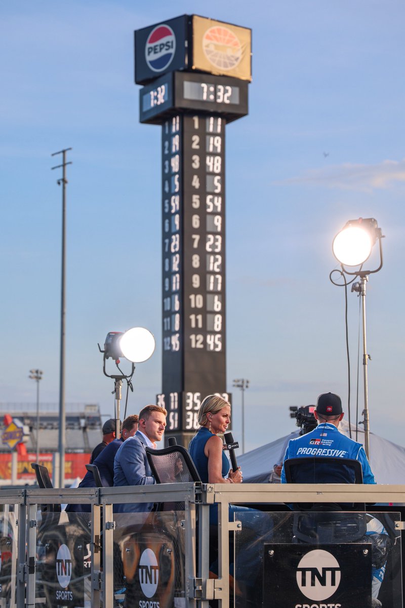 MonsterMile's tweet image. One more pit stop! 🏁
@br_racing | #AutotraderEchoPark400