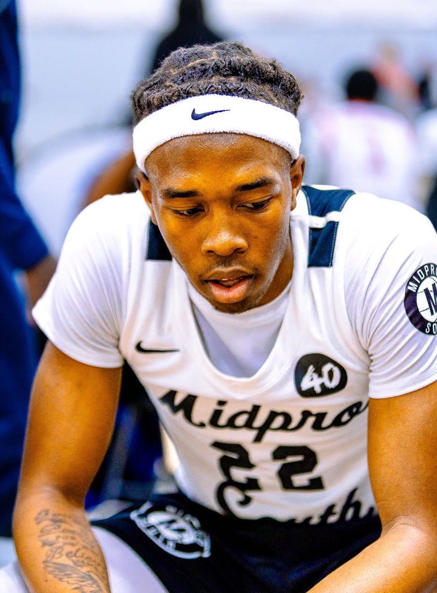 Class of 2026, Thank You 😢

Remember, Legends never die…

“Sometimes when you lose, you really win” 

That’s the true definition of a Falling Star 💫

Your class will forever be the standard 🔒

#CreateYourStory #Midprofam #WeBelieve