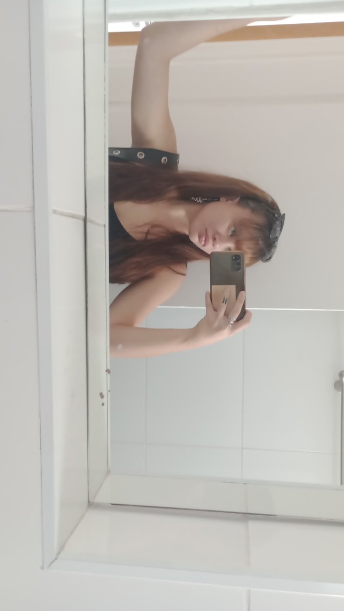 DeusaAnny_777's tweet photo. Micropênis. Inútil. Cuspe tem mais valor que você. Agora envia R$40 e rasteje até minha DM pra ter mais humilhação. https://t.co/yijWi4A89a