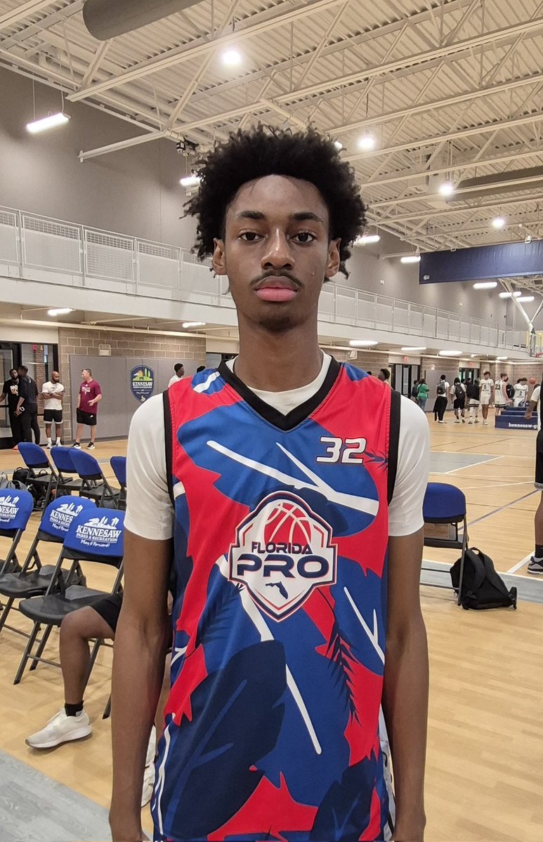 JHillsman's tweet image. There were some SHOOTERS in the gyms this weekend @OntheRadarHoops #Power24 I'm talkng #StripTheNets