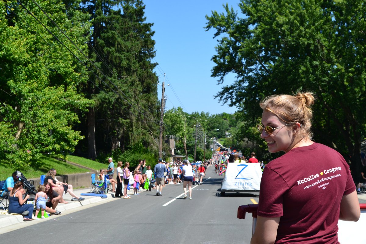 A wonderful crowd and scenic views for Team Betty at the Stillwater Lumberjack Days Parade!