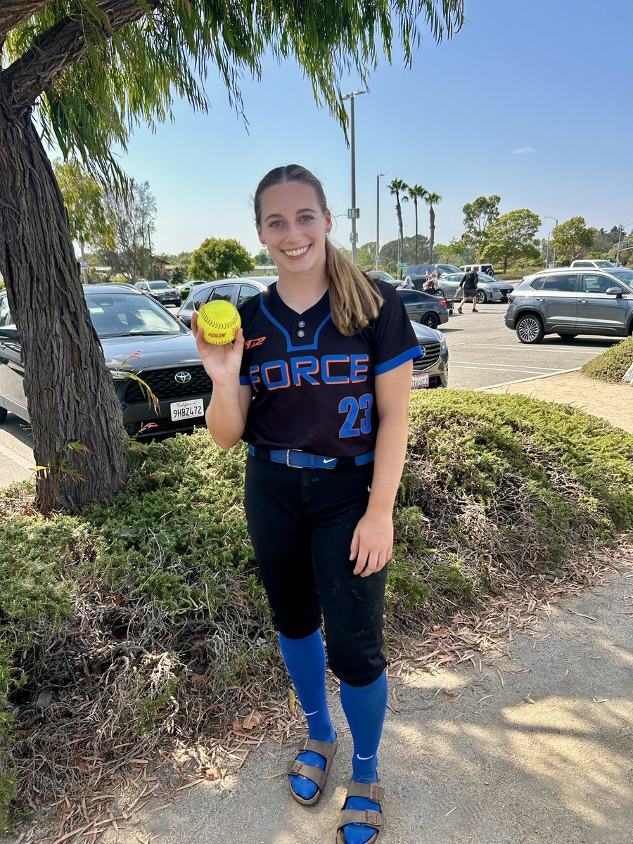 ForceSouthern's tweet image. Pool play in the 📚 with 2-0-1 record @PGFnetwork (3-3 tie today) ~ bracket play begins Tuesday 7/22
💣 Squad @abby_hammond13