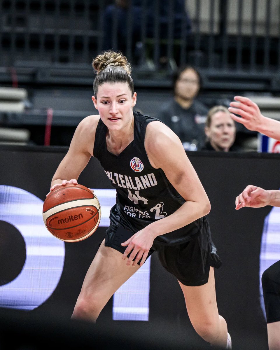 MainlandPouakai's tweet image. Pouākai on the world stage 🌏
Esra, Charlotte, Ashlee and McKenna just wrapped up their 2025 FIBA Asia Cup campaign with the Tall Ferns, qualifying for the FIBA World Cup qualifying tournament in 2026 👏
@tauihinz @skysportnz