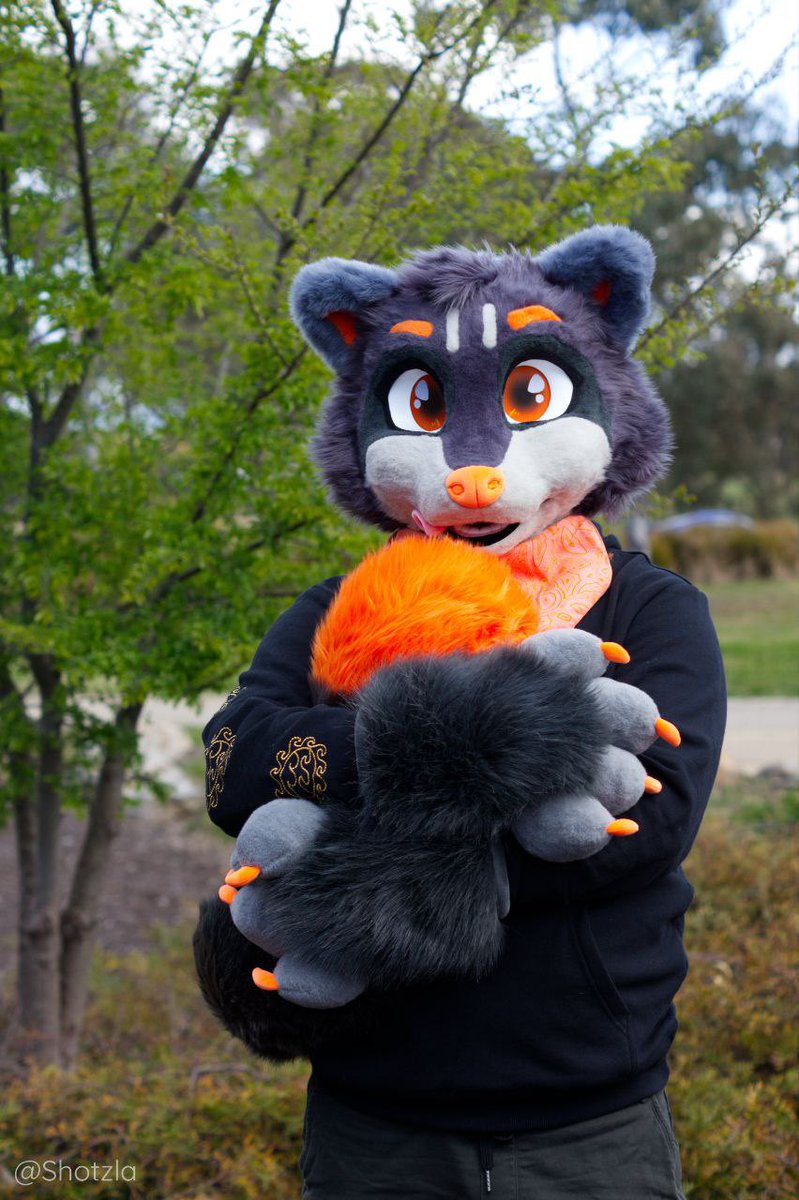 Slyy_racc's tweet image. Wow I can’t belive that it will be one whole year since my boy was brought to life this Friday. I couldn’t be happier with the amazing work that you’ve done thank you @StarBirdArt .he as definitely changed my life for the better