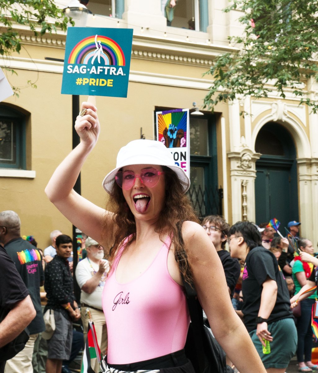 OregonAFLCIO's tweet image. QUEER RIGHTS ARE LABOR RIGHTS!
#OregonLaborPride #PortlandPride