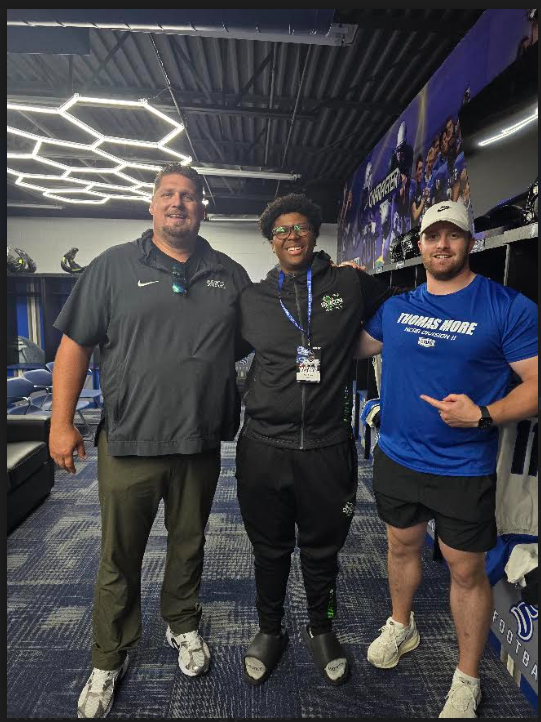 JuanBatesII's tweet image. Thank you to @CoachNorwell @CoachSellars_ @TMU_Football for the tour and talking football!. We appreciate the hospitality. @JaredLuginbill @AustinSchaffer2 @MasonCometsFB