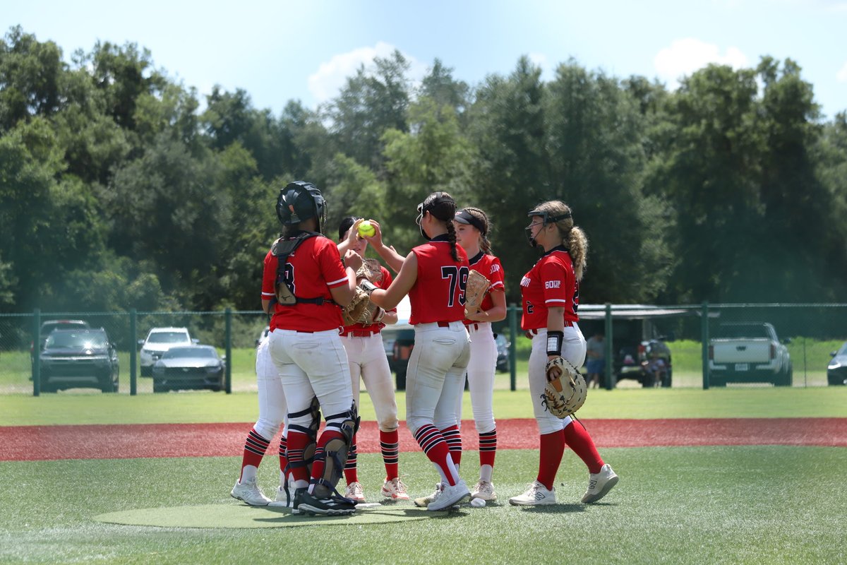 As the weekend came to an end at the Backwards K the ladies put a stamp on a great weekend. We ended 4-1 on the weekend and saw a ton of grit with multiple last inning wins. One showcase left next weekend then we break for the Fall!
#LeadYourJourney #lyjcastillo