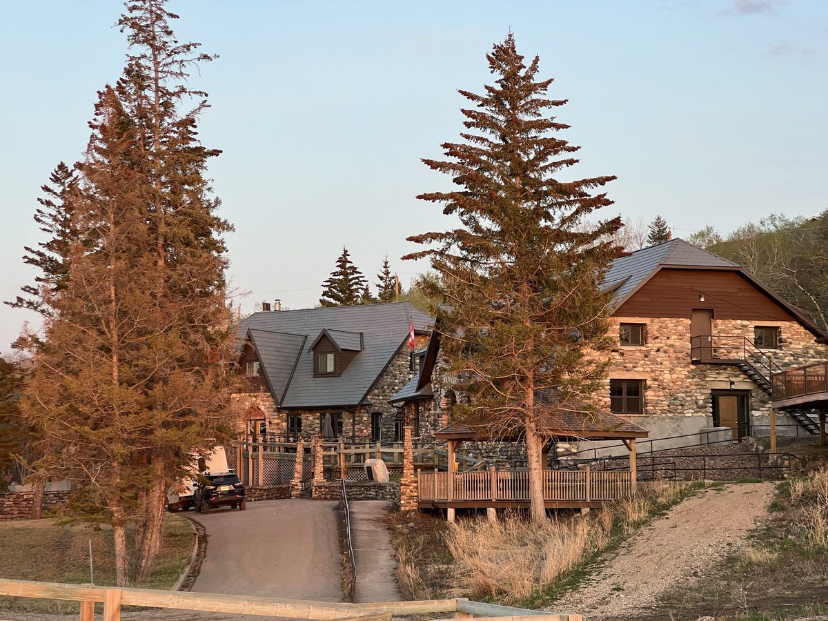 PremierScottMoe's tweet image. Earlier this week, Minister @TJenson33 was at Camp Easter Seal - @SaskAbilities for their Camp Days 2025 — a celebration of community, inclusion, and the life-changing experiences this camp provides.
Camp Easter Seal is a shining example of what makes Saskatchewan strong —…