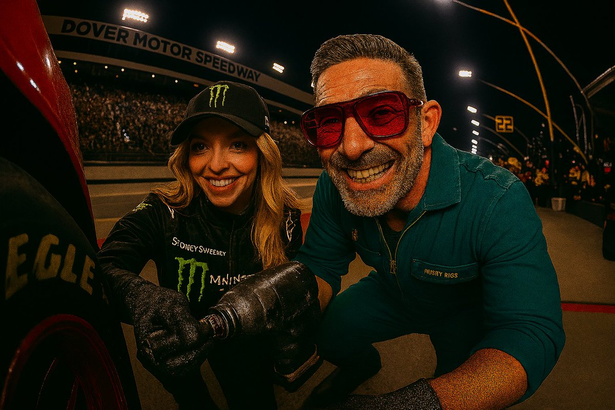 GearheadCoin's tweet image. 🔥 Rusty Rigs spotted at Dover Motor Speedway…
And guess who’s chillin’ in pit lane with him? 👀
Sydney Sweeney. Leather. Laughter. Lap records in jeopardy.
GearHeadCoin.com hats stay on.
Degens only.
#Solana #TrendingNow #Bitcoin #SydneySweeney