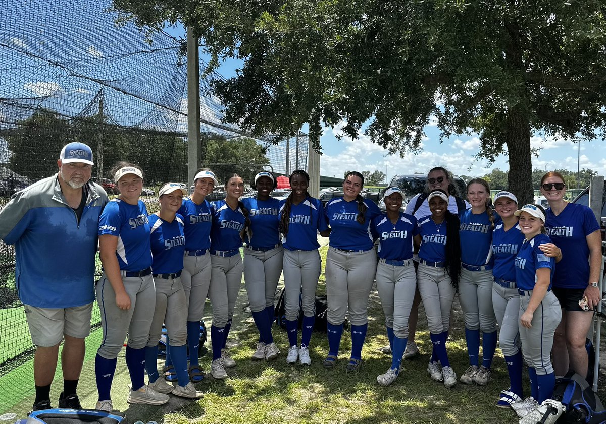 Finished off Newberry strong! We went 4-0-1 outscoring our opponents 35-2. Great weekend with these girls! Really proud of the work we’ve put in and the results we’re seeing! Go Stealth💙