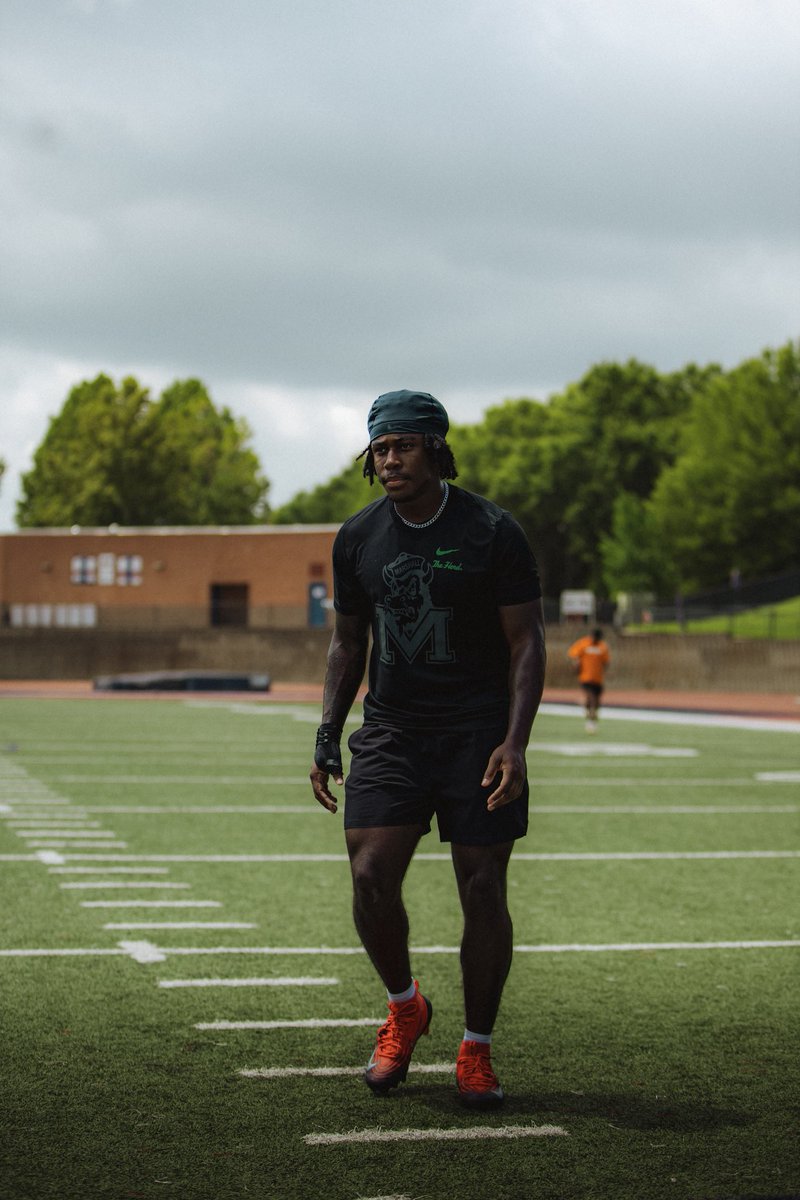 tristanlester34's tweet image. Never rush the process stay down Trust in God and everything is going to fall into place… #AllglorytoGod @MiltonEagles_FB