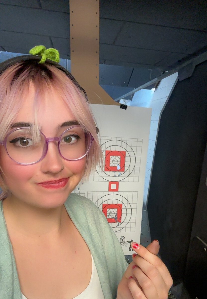pandthepistol's tweet image. I think I’m just gonna dress up everytime I go to the range from now on because I haven’t paid a range fee in a long time now😅 Shoutout to the awesome RSO’s💛