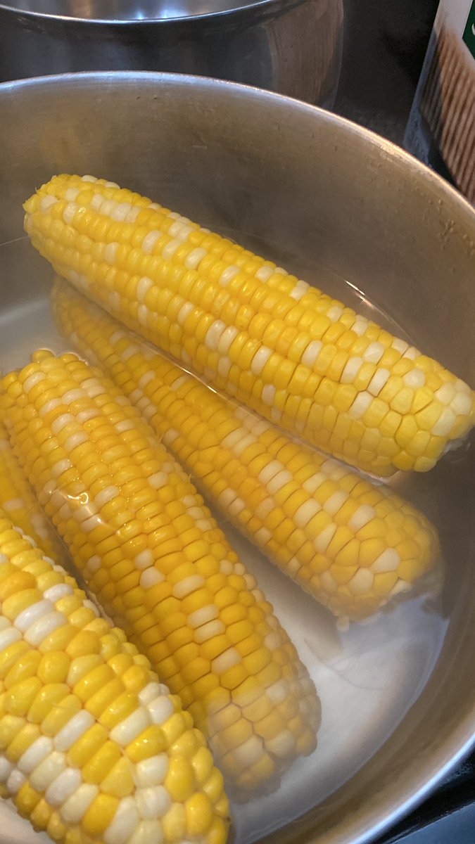 monkeyg50's tweet image. Shrimp crab. Cod scallops  lemons wine garlic sauce yellow sauce zucchini  summer squash corn. Pared with mango sorbet