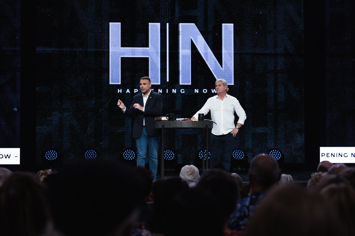 beholdisrael's tweet image. It was an honor to speak today at all three services at Calvary Chapel Chino Hills. Thank you to my dear friend, Pastor Jack, for having me for another installment of their Happening Now series.
In an era when confusion is on the rise—even within the Church—we opened the…