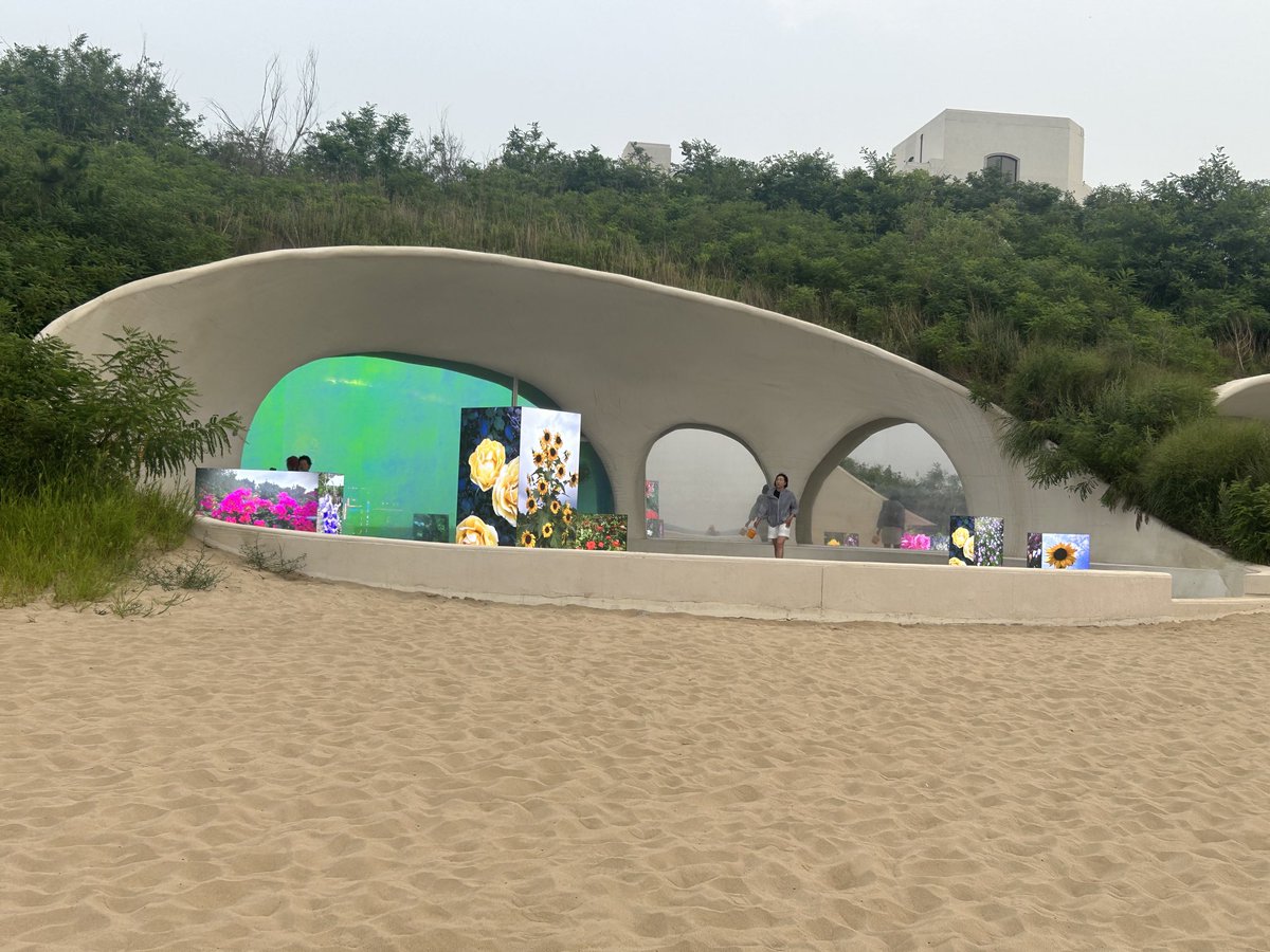 John A. Quelch tweet media