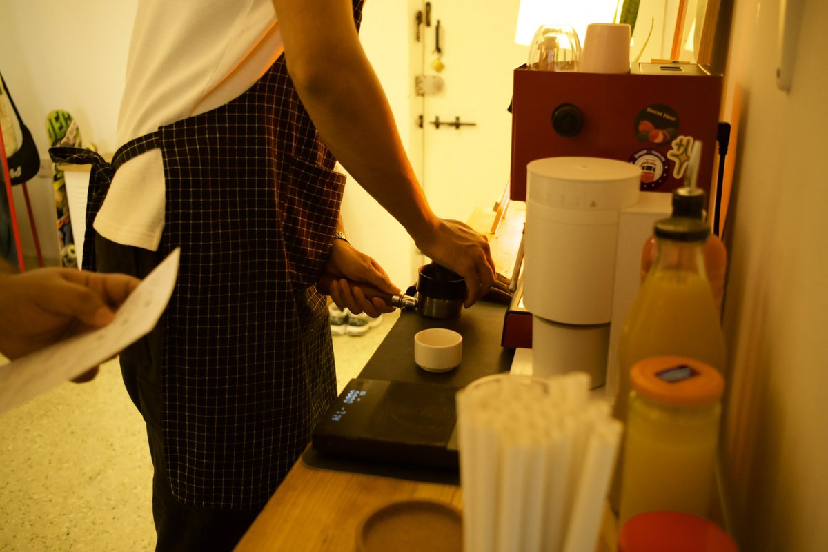 wrapped the 5th edition of drip room — hectic, challenging, and full of Bear energy... still buzzing, what an afternoon:)