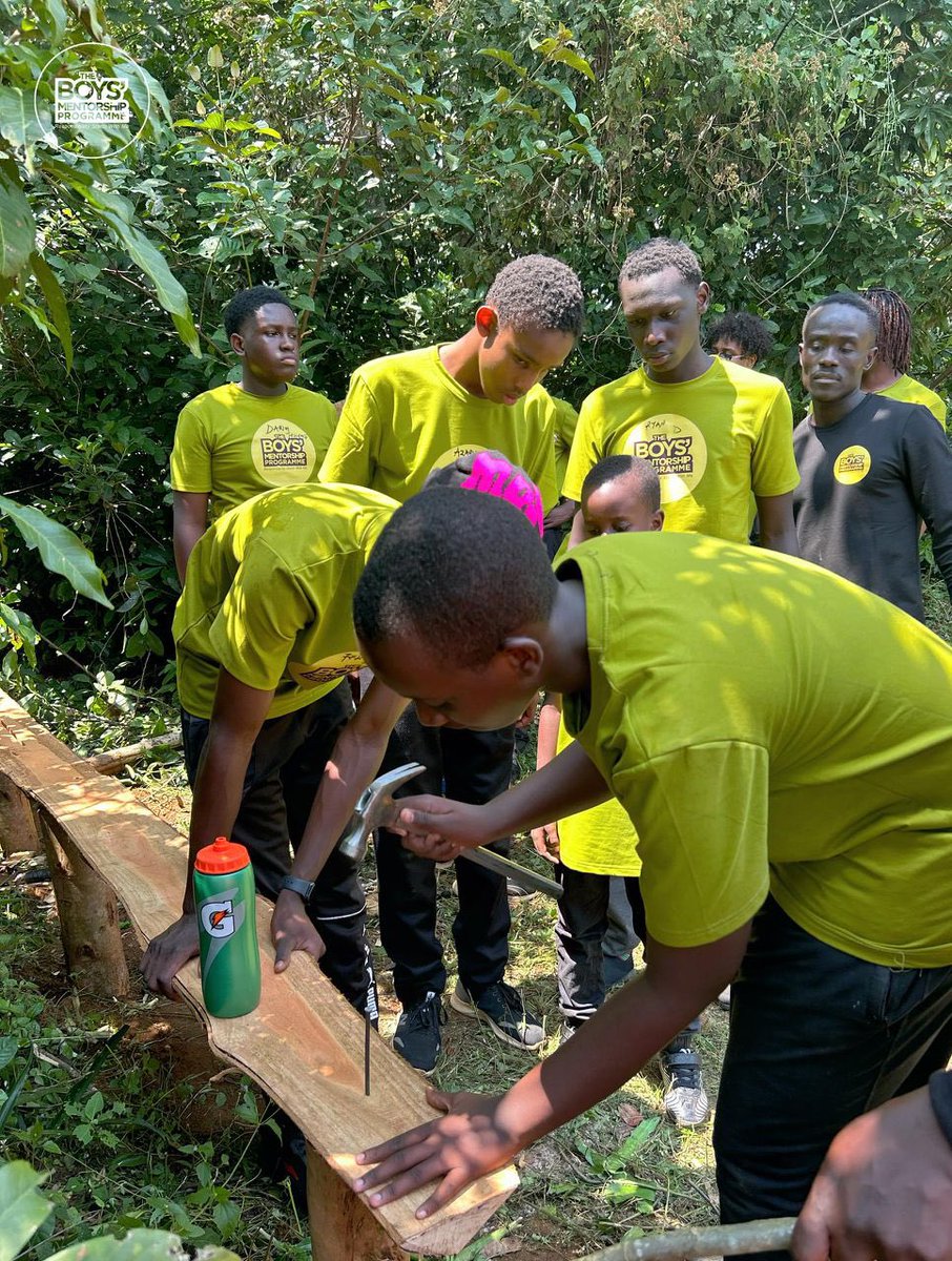 BoyMentorship's tweet image. 🌲 Summer Survival Bootcamp 2025 is ON! Our boys are mastering fire building, shelter-making, and wilderness navigation. So proud of their resilience and teamwork! 🏞️ Follow their epic adventure! #SurvivalCamp #BoysLearning #Summer2025