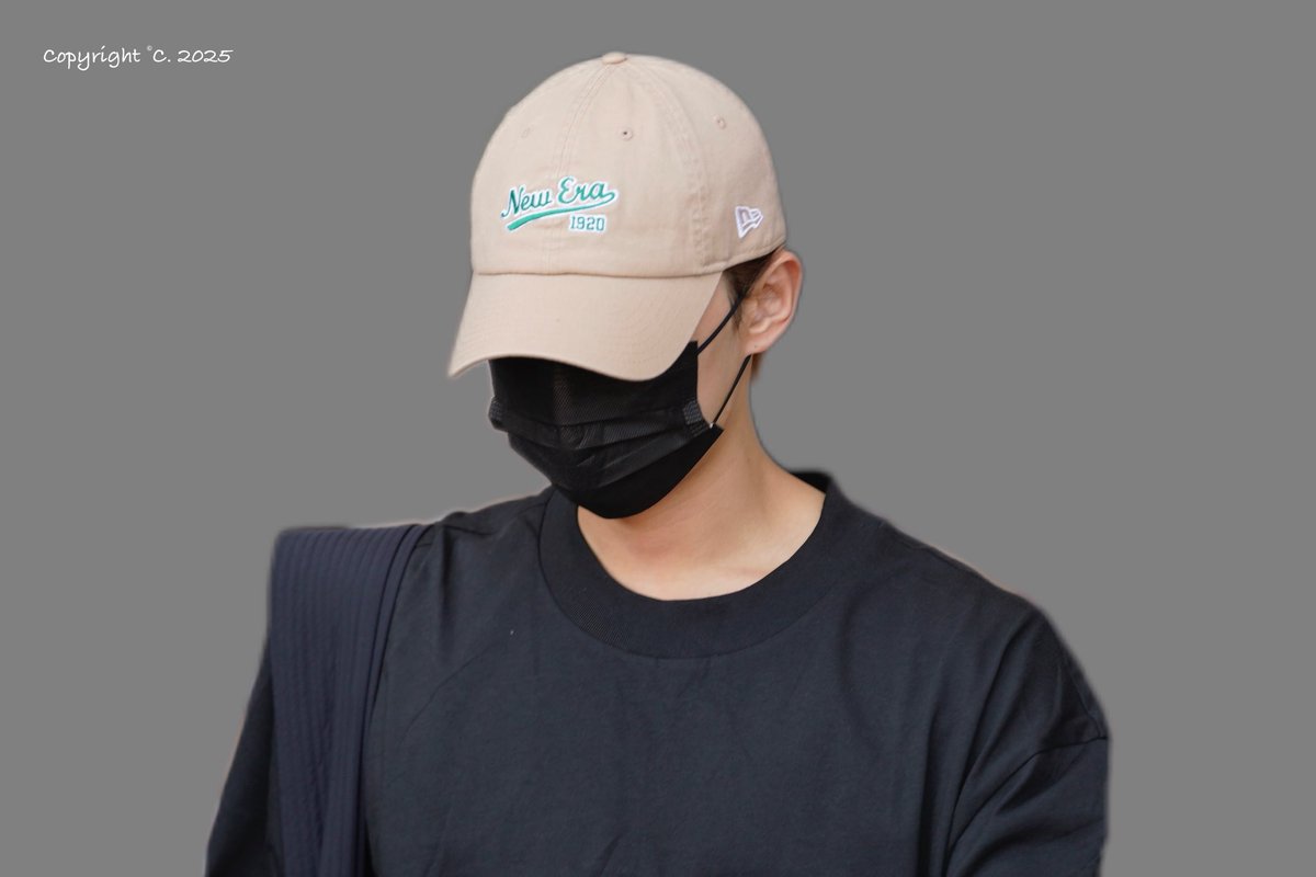 250721 베이징 도착

#세븐틴 #SEVENTEEN
 #준 #JUN #ジュン