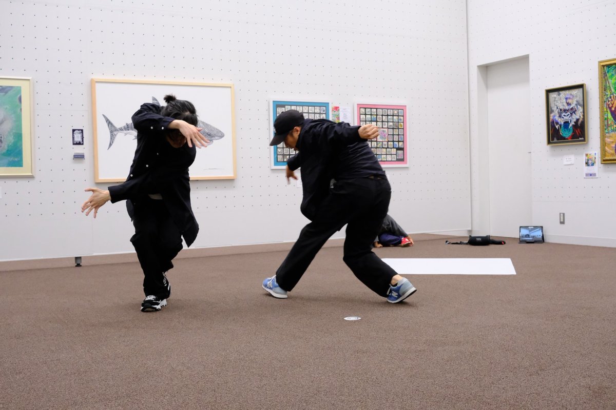 bboyvega's tweet photo. 2025.6.21
ZEN展@東京都美術館

ご来場および投票頂いた皆様、ありがとうございました！！
昨年に続いての受賞とはなりませんでしたが、家族やダンス仲間、ビール仲間の皆さんにパフォーマンスを見てもらえたことが何よりも嬉しかったです👍
まだまだ進化出来ると確信しているので、来年もかまします🔥 https://t.co/KZOSKWWbUH