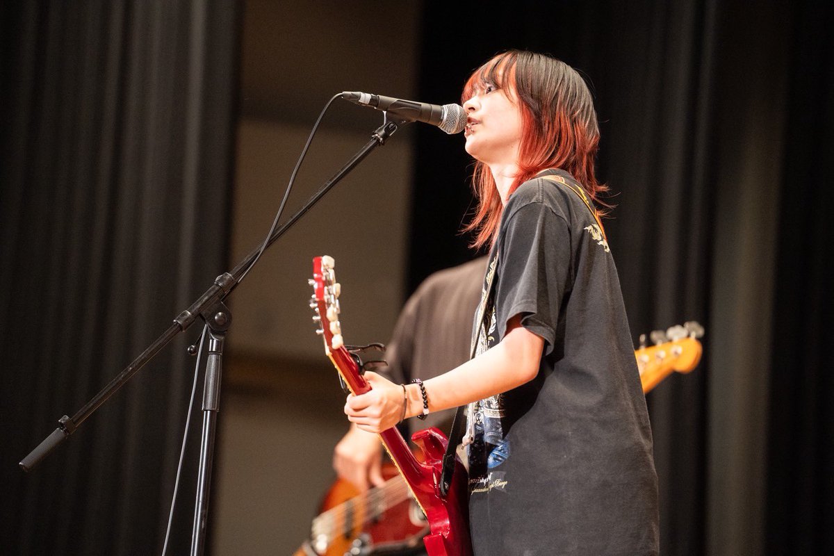 kusanone_fes's tweet photo. 🌱⚡️メガデル!!速報⚡️🌱
2025.7.21 @佐倉志津コミュニティセンター大ホール
#メガデル!! @kusanone_fes
🌱UNCLEAR
Instagram @unclear__official
photo by あずき @mame_photo_az
#UNCLEAR
#くさのねフェス2025
#くさのねフェス
#空と丘と音楽の約束
#佐倉はロックの産地です
#フェス
#音楽イベント
#野外フェス
#佐倉草ぶえの丘
#千葉
#佐倉市
#佐倉
#sakuracity