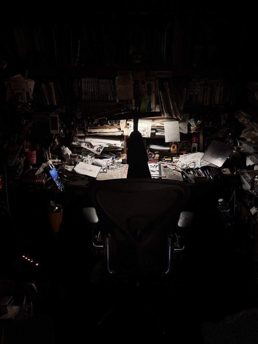 Buggy's tweet image. #ONEPIECE1155
Try to guess what Imu will be doing in the new photo of the plushie that should drop in 2 hours… 🤔