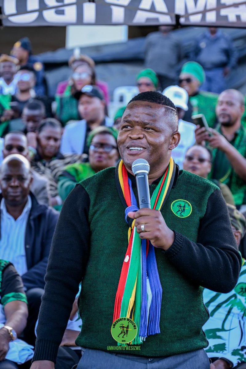 MkhontoweSizwex's tweet image. The uMkhonto weSizwe Party hosted the Syabalanda Prayer at the Manguza -Zuma Sports Ground.
The event was graced by H.E. President Zuma, the Deputy President, National Chairperson, Deputy Chairperson, Treasurer General, KZN Provincial Convenor, Youth League President and…