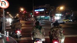 jmd109667's tweet image. از جمله اقدامات بسیج شهرداری تهران:
حضور فعال و صورت شبانهروزی در قالب شیفتهای فشرده جهت دفاع از مقرهای مهم شهری، کنترل تردد در معابر حیاتی، شناسایی عوامل مشکوک توسط گشتهای امنیتی و پایش مستمر مناطق بحرانی از طریق گشتهای ترکیبی و مشترک...
#جنگی_که_بردیم
#ایران_قوی