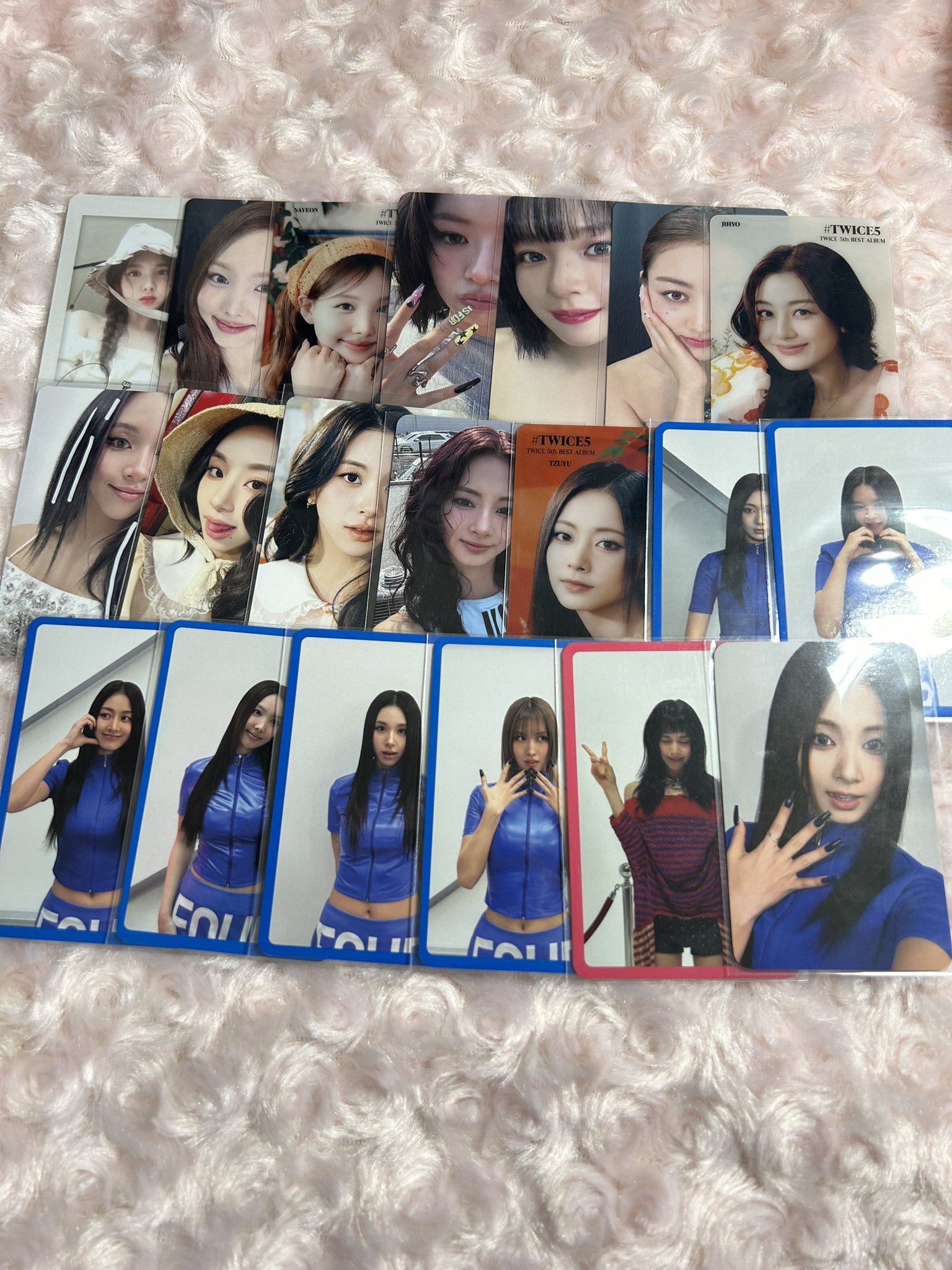 TWICE トレカ 好きなのどうぞ TWICE ツウィ abouTZU トレカ 14枚の通販 by よう's shop｜ラクマ
