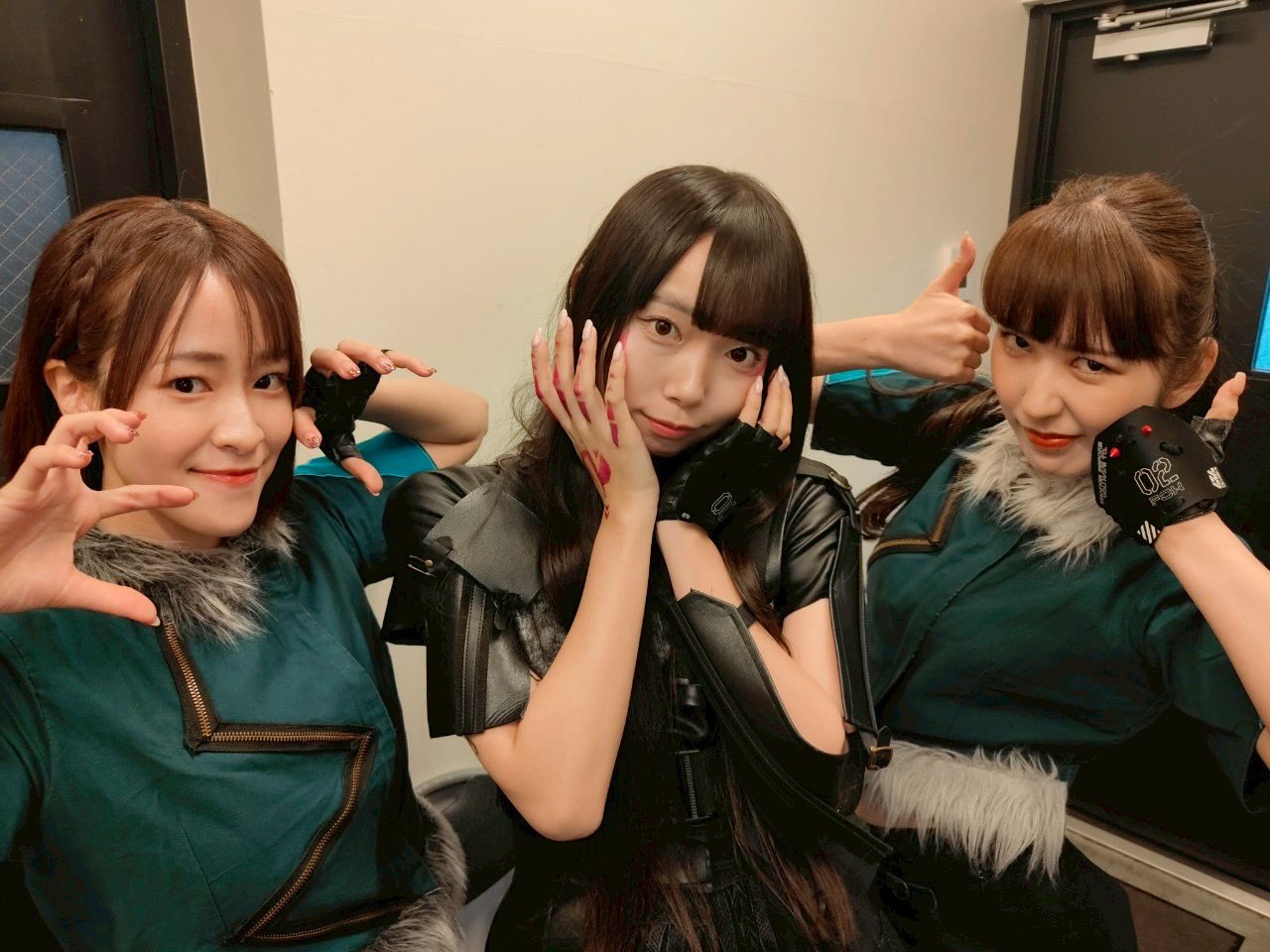 nicora ray ark / 2曲入りDemoCD nicora ray ark、ついに始動──混沌とした世界に、なぜ彼女たち