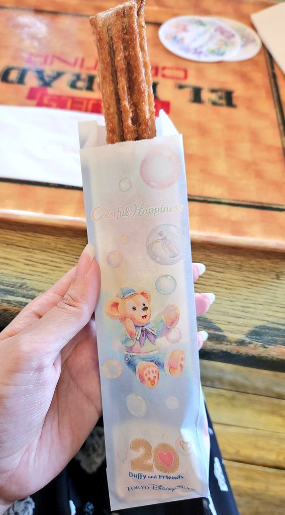 ami_____0114's tweet image. 今更ながらディズニーシーの思い出(食べ物編)
ストロベリー&バルサミコのグラニータ、バルサミコ苦手だからどうかなと思ったけど、苺の甘酸っぱさなのかバルサミコの酸っぱさなのかよくわからなくて普通に美味しかった(バカ舌)笑