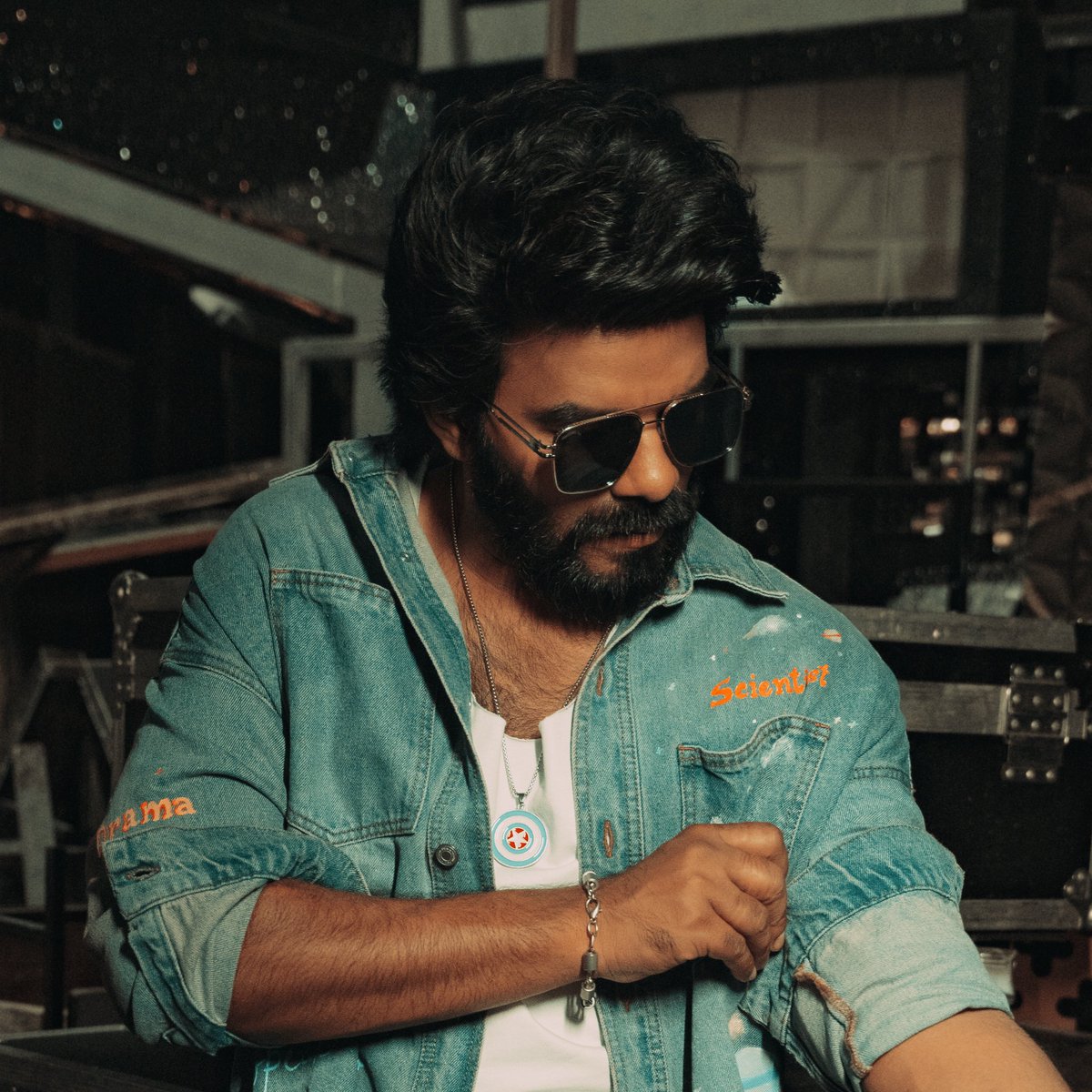 Sudheer Trends™ (@trendssudheer) on Twitter photo His Effortless Style 😎🔥
From the Shoot of #SudheerSarkaar ❤️🔥
<a href="/sudheeranand/">Sudigali Sudheer</a> #SudigaliSudheer #Sarkaar His Effortless Style 😎🔥
From the Shoot of #SudheerSarkaar ❤️🔥
<a href="/sudheeranand/">Sudigali Sudheer</a> #SudigaliSudheer #Sarkaar