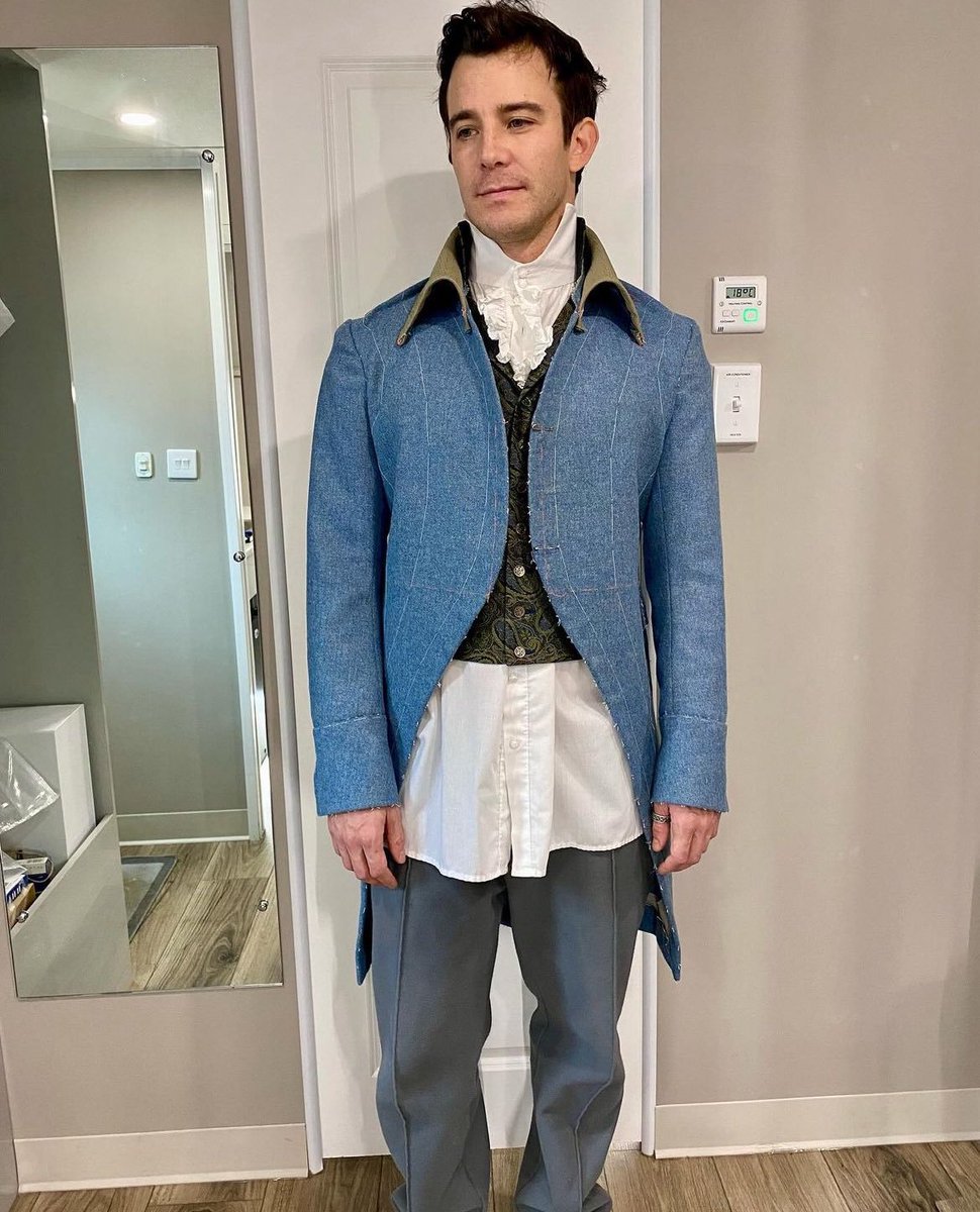 BtonArchives's tweet image. Luke Thompson costume fitting for #Bridgerton Season 3