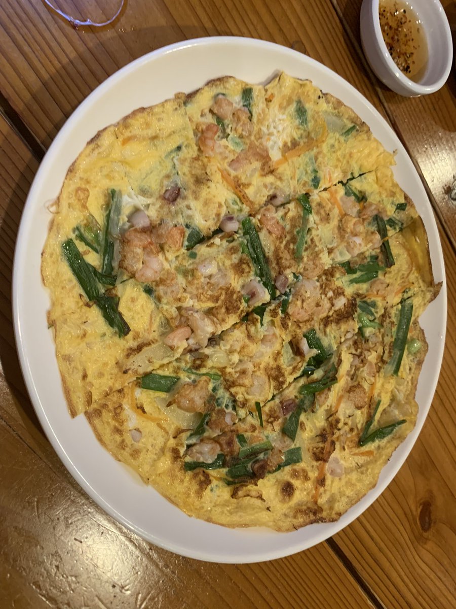 todo184's tweet image. 東大門 大阪府茨木市駅前
大好きな韓国料理店
今回も、プチミーティングしてん
初めてきた人もいてたので
プルコギ
サムギョプソル
サムゲタン
そして海鮮チヂミ
知らないメニューのやつも色々頼みました!
でも、写真は好きなやつを中心に笑