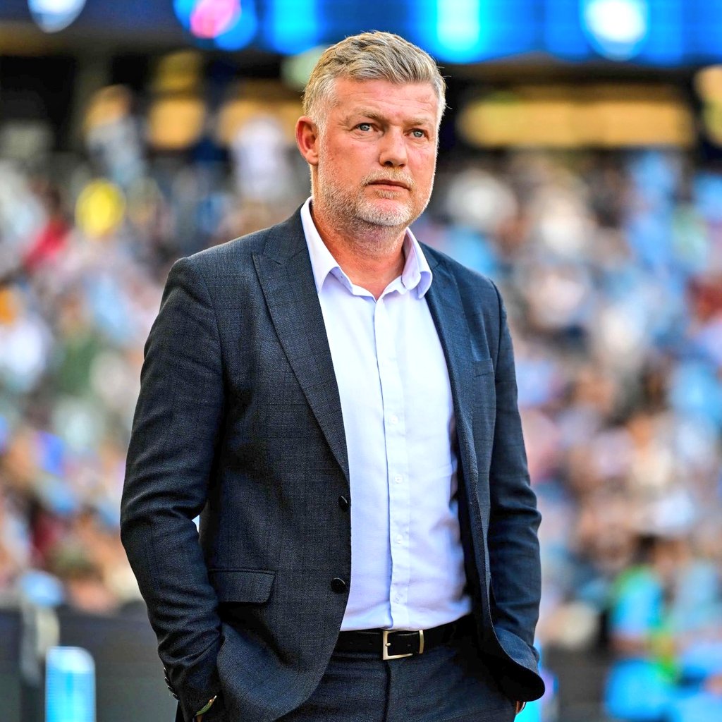 RudyGaletti's tweet photo. 🚨⚠️ Sydney FC’s season hasn’t even started - first official match on July 29 in the 🇦🇺 Cup - but coach Talay is already at risk.

Dressing room unrest means the first few games could seal his fate.

Schalke assistant Tim Hoogland has been sounded out as a potential replacement. https://t.co/7F9gyYwtLk