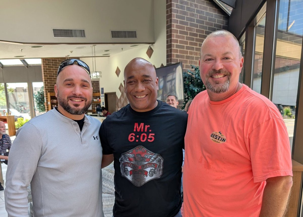 Wrestlingwclassics tweet media