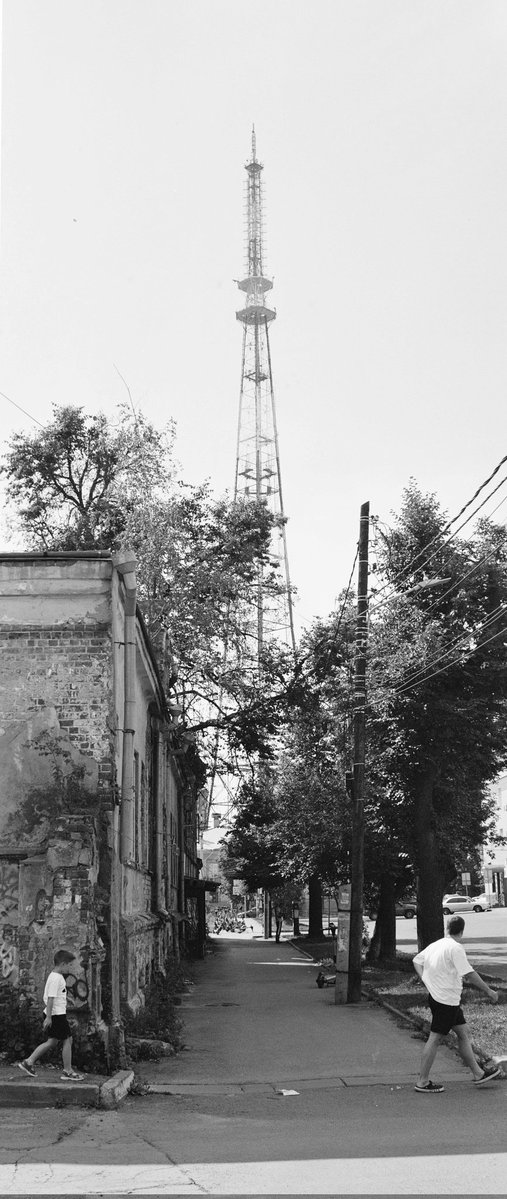 AeroHydroZephyr's tweet image. Wide again
Ilford xp2 (135)
Pentax 6x7 + SMC Takumar 6x7 55mm F3.5