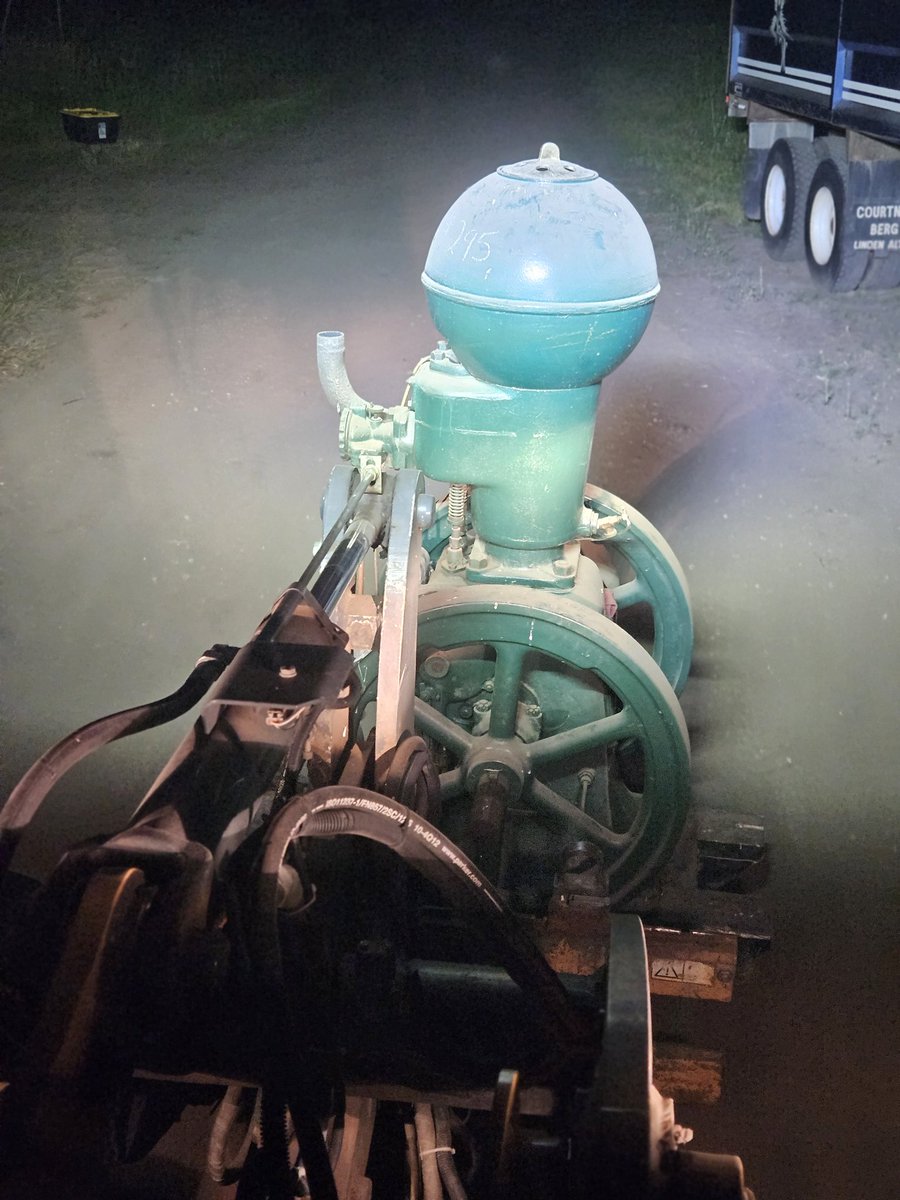 TSmith1867's tweet image. Moving some toys around..😎