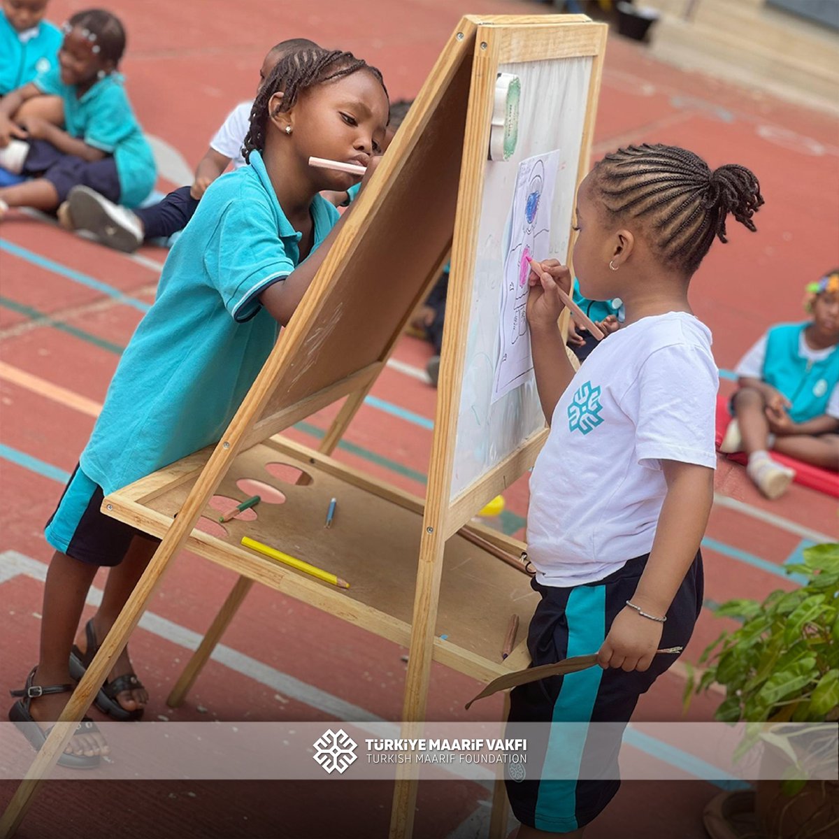 📚 Wishing everyone a great week from Maarif Schools. 

📍 Guinea