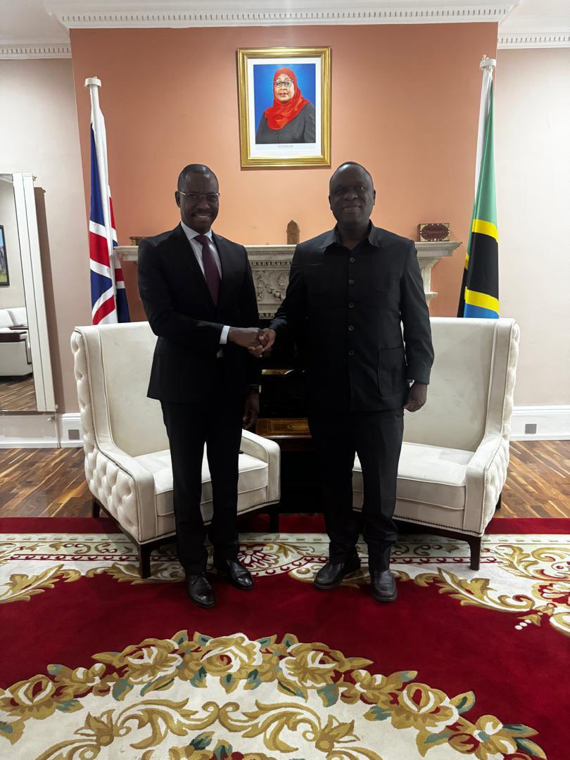 MbelwaK's tweet image. Ubalozi utashirikiana na Benki ya Kilimo kubaini fursa zilizopo katika soko la fedha la London ili kuwezesha watanzania kupata mitaji ya kuwekeza katika sekta ya kilimo nchini. Makubaliano hayo tumefanya mwisho wa wiki iliyopita katika mkutano wangu na Mkurugenzi Mtendaii wa…