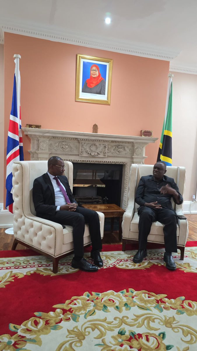 MbelwaK's tweet image. Ubalozi utashirikiana na Benki ya Kilimo kubaini fursa zilizopo katika soko la fedha la London ili kuwezesha watanzania kupata mitaji ya kuwekeza katika sekta ya kilimo nchini. Makubaliano hayo tumefanya mwisho wa wiki iliyopita katika mkutano wangu na Mkurugenzi Mtendaii wa…