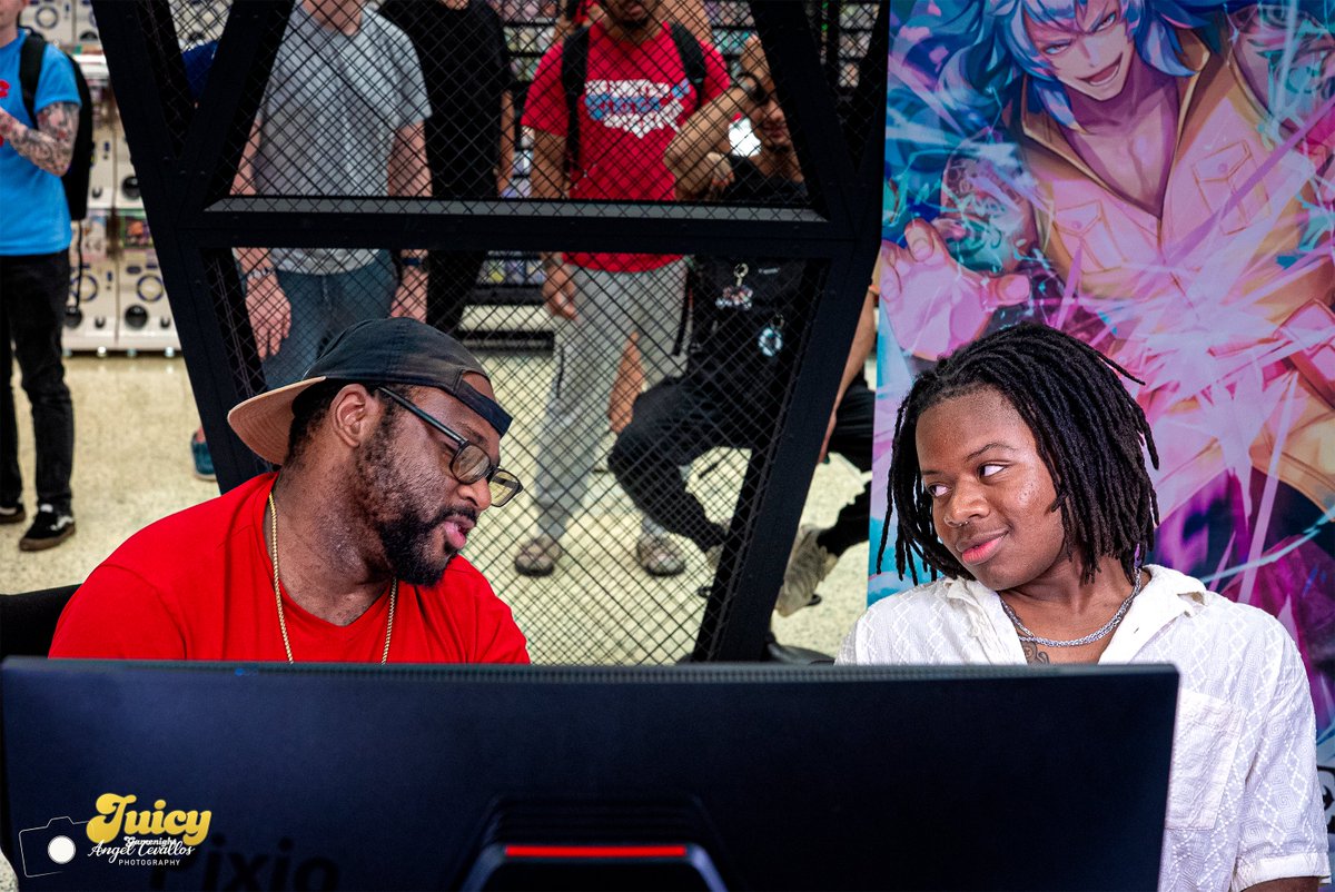 Mystic_Angel24's tweet image. With all that sweat behind me (not literally) I enjoyed the monthly and seeing everyone! Hope everyone had a great time as well!
#juicymonthly