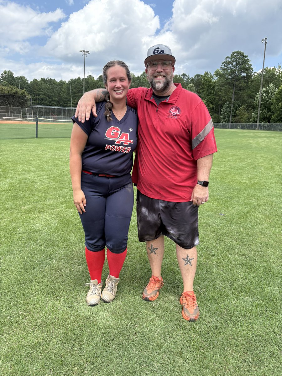 ava_bearden's tweet image. So grateful for this last season & the last 4 with @howiemackz! This season held many great things which after reflection has all evolved because of so many people pouring into me. The most impactful over the years have been Coach Howie and Coach Billy! So thankful for you both