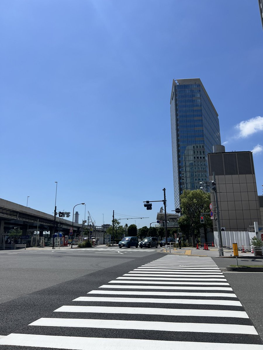 shn_kasa's tweet image. TOKYO、沖縄より暑い(体感)