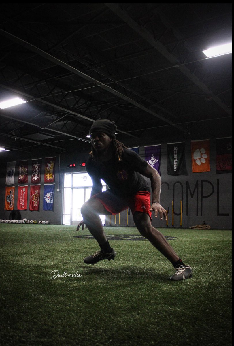 Jaylain Acker tweet media