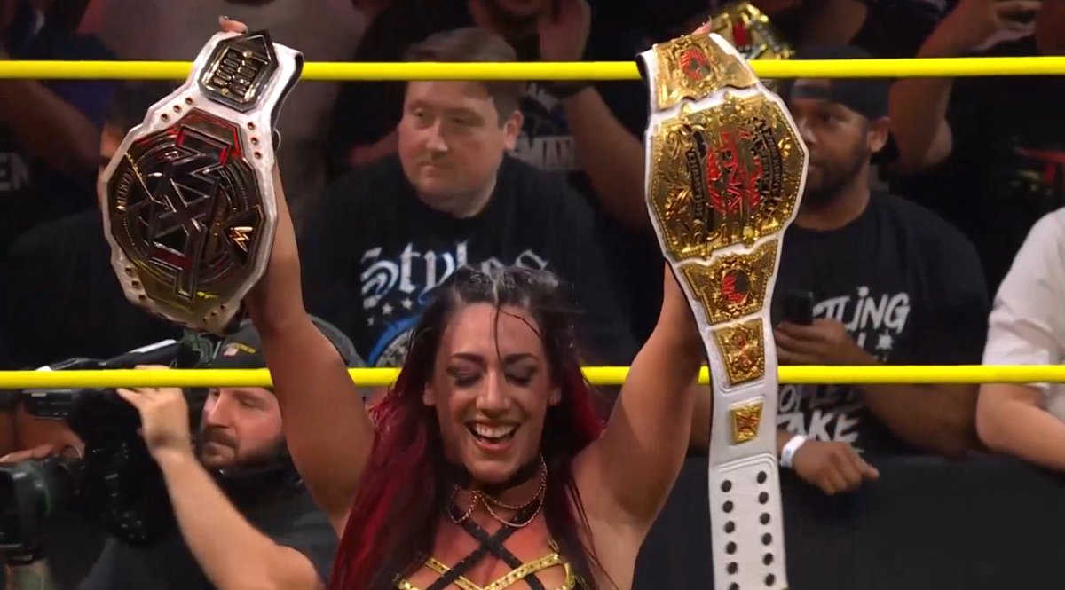 AND NEW

Jacy Jayne defeats Masha Slamovich to become the new TNA Knockouts Champion.

Jayne is now the NXT Women’s Champion and TNA Knockouts Champion.

#TNASlammiversary
