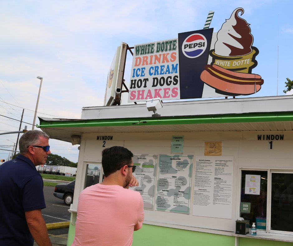 NJSenateGOP's tweet image. 🍦 Happy National Ice Cream Day!
From old-school dairy bars to roadside soft-serve stands, New Jersey knows how to do ice cream right. And, everyone knows there's nothing better than a scoop from your local spot on a hot summer day.
What’s your go-to NJ ice cream stop? 🍨👇