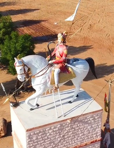 JATbera1's tweet image. आराध्य देव वीर तेजाजी महाराज की जय हो 💞💞
सुबह सुबह बोलिए #जय_वीर_तेजाजी 🎊