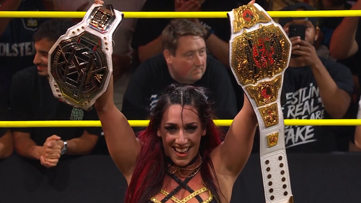 WrestleTalk_TV's tweet image. JACY JAYNE MAKES HISTORY AND BECOMES DOUBLE CHAMPION!

SHE IS NOW THE NXT WOMEN'S CHAMPION AND TNA KNOCKOUTS CHAMPION