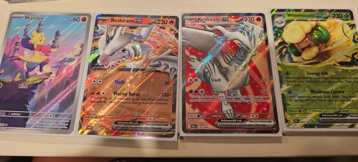 kaiokenkalyna's tweet photo. #blackboltwhiteflare probably the best pull from a pokemon center etb in awhile, last time was #crownzenith https://t.co/UjmY1J60Tj